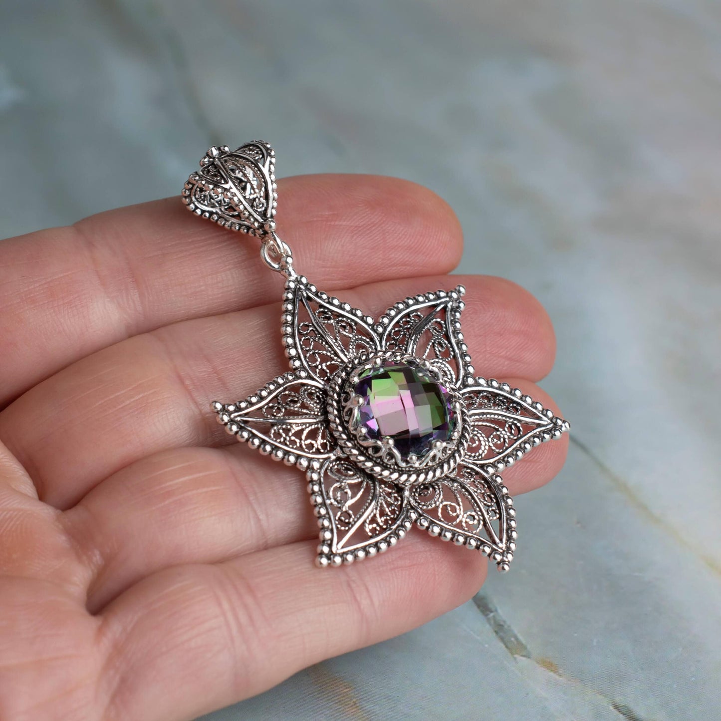 Filigree Art Rainbow Quartz Gemstone Star Design Women Silver Pendant